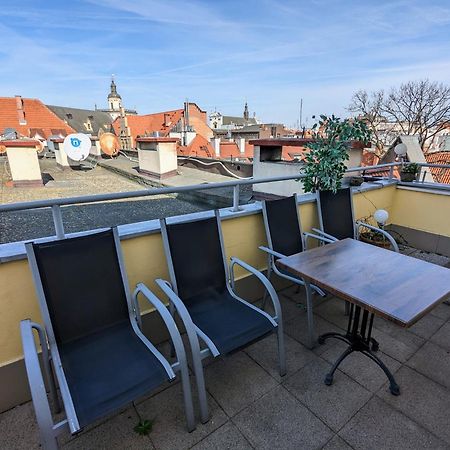 3-Bedroom Apt In Town Square Wroclaw Ngoại thất bức ảnh
